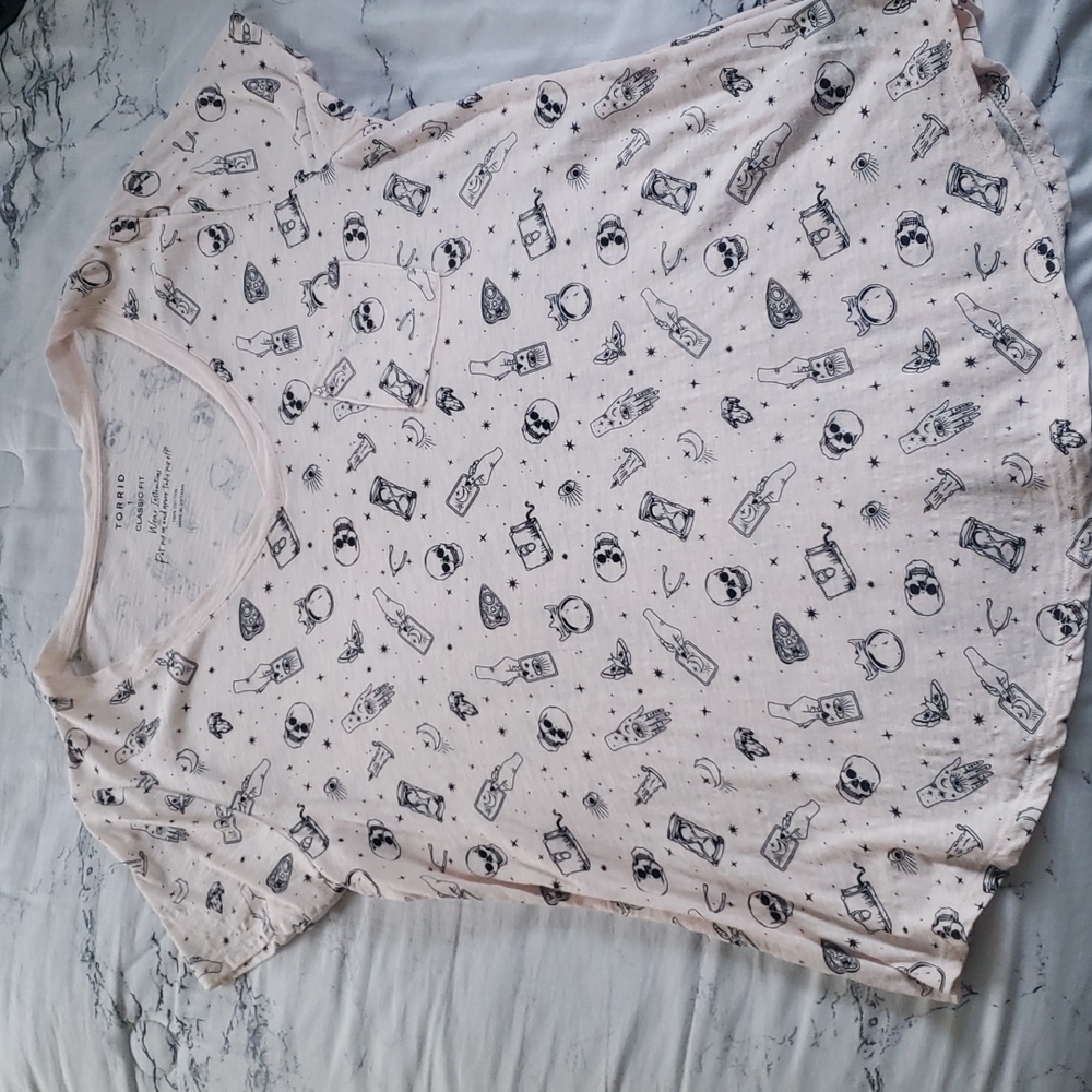 Torrid T shirt